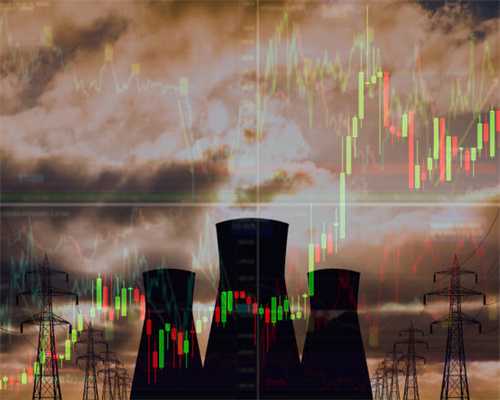 这款游戏首创无等级，你根本不知道自己几级了，全靠输出证明水平