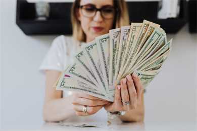 被数据“绑架”的电子游戏